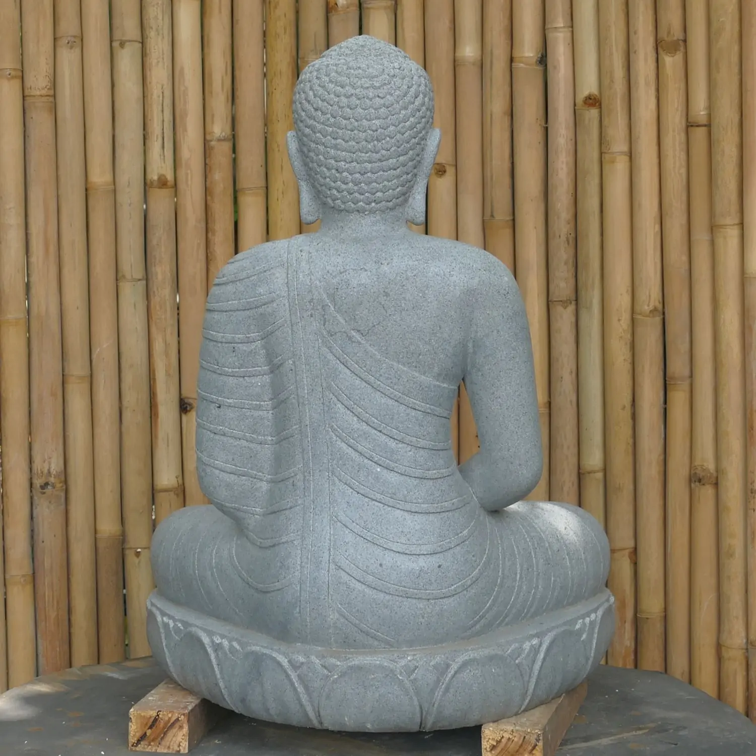 Product image 4 of the product “Seated Buddha made of Riverstone in Dhyana position - gesture of meditation, H. 80cm. ”